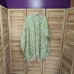 Noelle Poncho Green and White Leaf Pattern